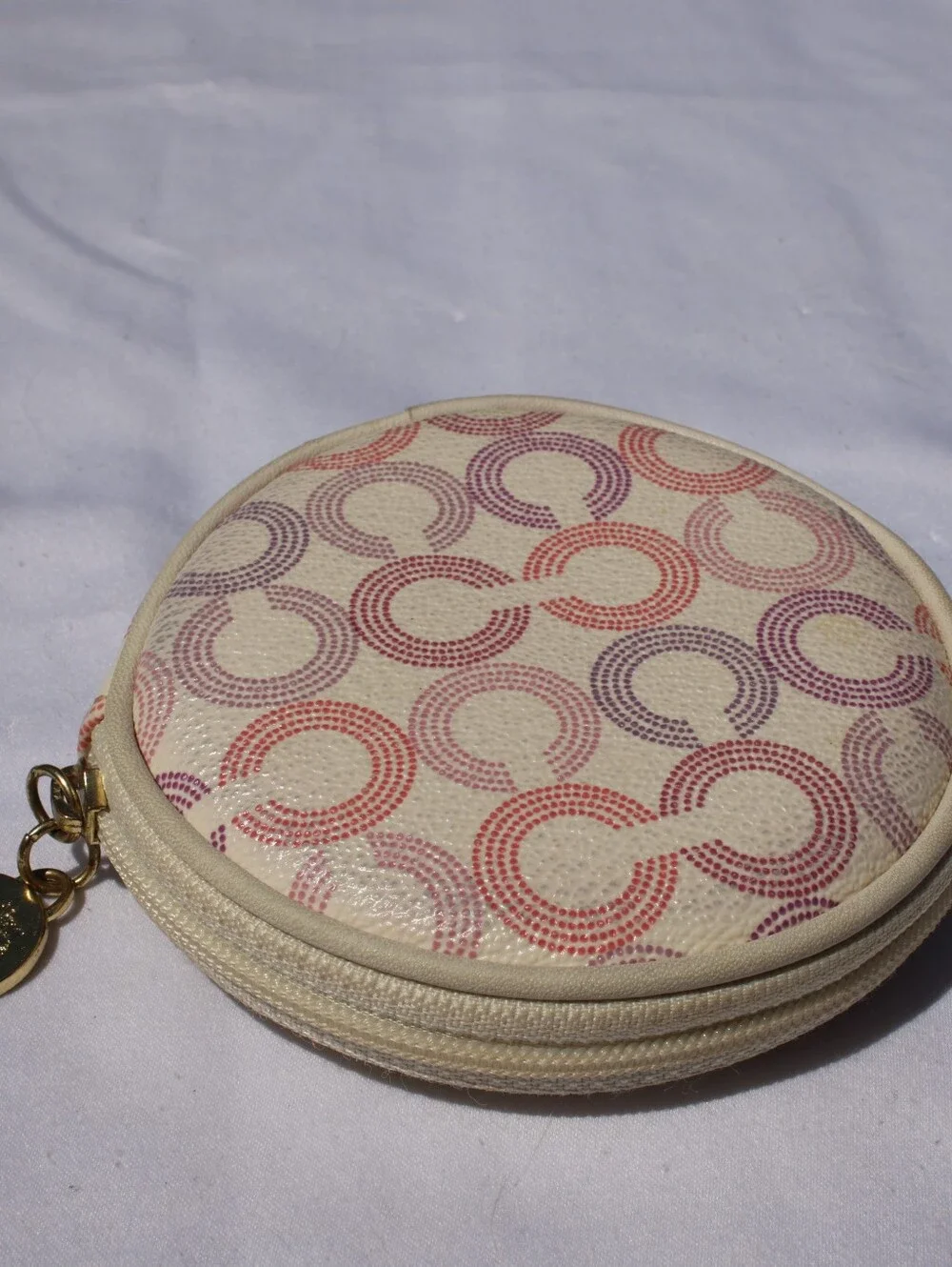 Coach Zip Coin Pouch Cream Round Cosmetic with Pink & Purple C Pattern Vintage